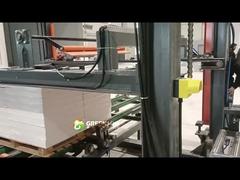 Operación de embalaje para toda la pila de placas de yeso para techo