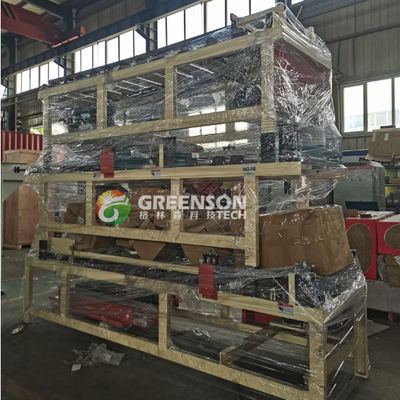 Un buen precio. Máquina automática de fabricación de paneles de yeso para techos de laminado de PVC en línea