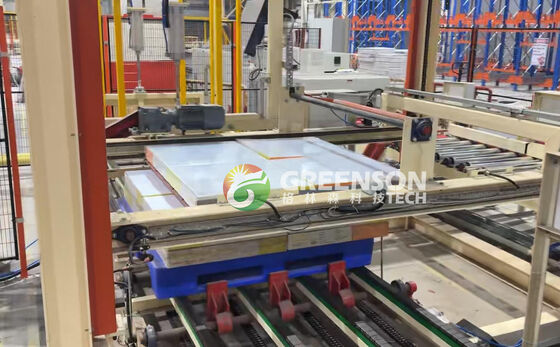 Un buen precio. Máquina de placas de yeso recubridas con película de PVC de 55kw con ancho máximo de laminación de 1300 mm para 2-6 millones de metros cuadrados / año Producción en línea