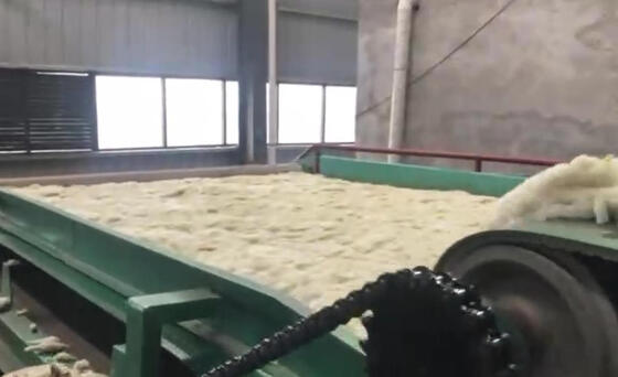 Un buen precio. Línea de producción de lana de roca de alta densidad con resistencia al fuego de clase A1 y capacidad anual de 10000-50000 toneladas en línea