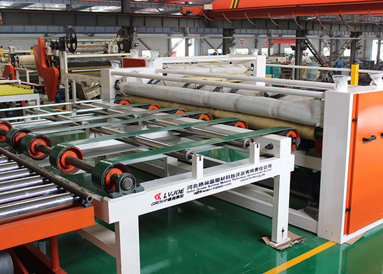 Tablero laminado estera del techo del yeso del vidrio de fibra que hace la máquina para el mercado ruso