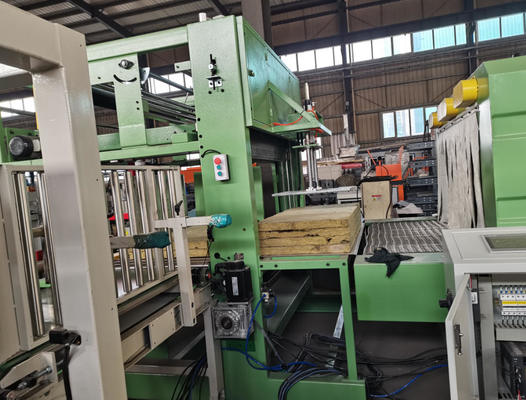 Un buen precio. 10000 TPA Rockwool Panel Production Line Rock Mineral Wool Production Process en línea