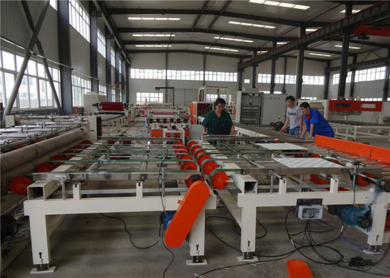 El doble echa a un lado máquina automática de la laminación del tablero de yeso de la película del PVC de la resistencia de aceite
