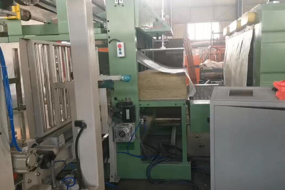 Un buen precio. Línea de producción de lana de roca controlada por PLC con curado a alta temperatura y densidad de materia prima de 80-200 kg/m3 en línea