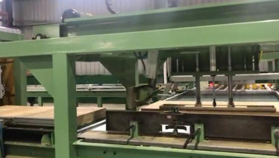 Línea de producción de lana de roca con sistema de control PLC para una producción de 30000 toneladas por año y una densidad de 80-200 kg/m3