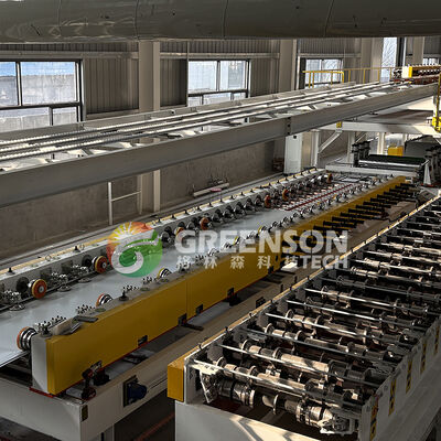 Un buen precio. Línea de producción de paneles de sándwich de lana de piedra de ahorro de energía totalmente automática fácil de operar en línea