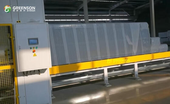 Un buen precio. Línea de producción de la máquina de paneles de sándwich de lana de roca PUF PIR con 3-15m/min Velocidad ajustable 40-300mm espesor y 950-1200mm anchura en línea