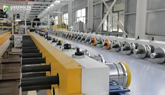 Un buen precio. Equipo de fabricación de paneles aislantes de lana de roca totalmente automático para fácil operación con un grosor de 40-300 mm en línea
