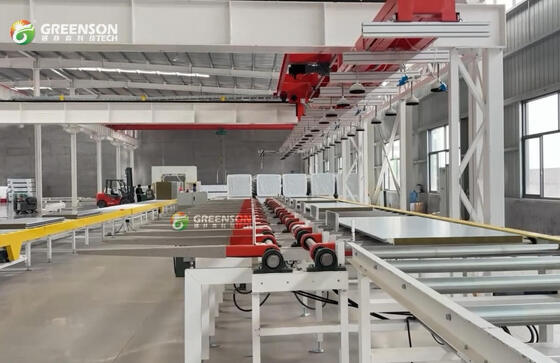 Un buen precio. Línea de producción de paneles sándwich de lana de roca para paredes de almacén en línea