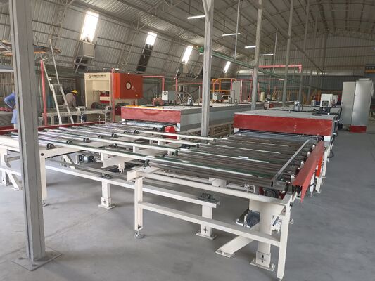 Un buen precio. Planta de recubrimiento continuo de placas de yeso en línea